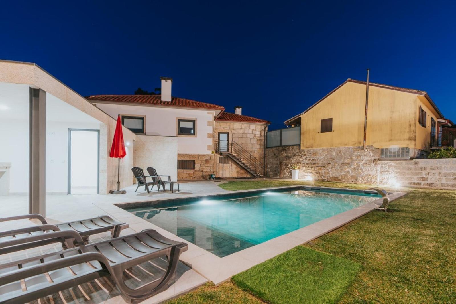 Casa Do Pinheiro - Alojamento Local Póvoa de Lanhoso Екстериор снимка