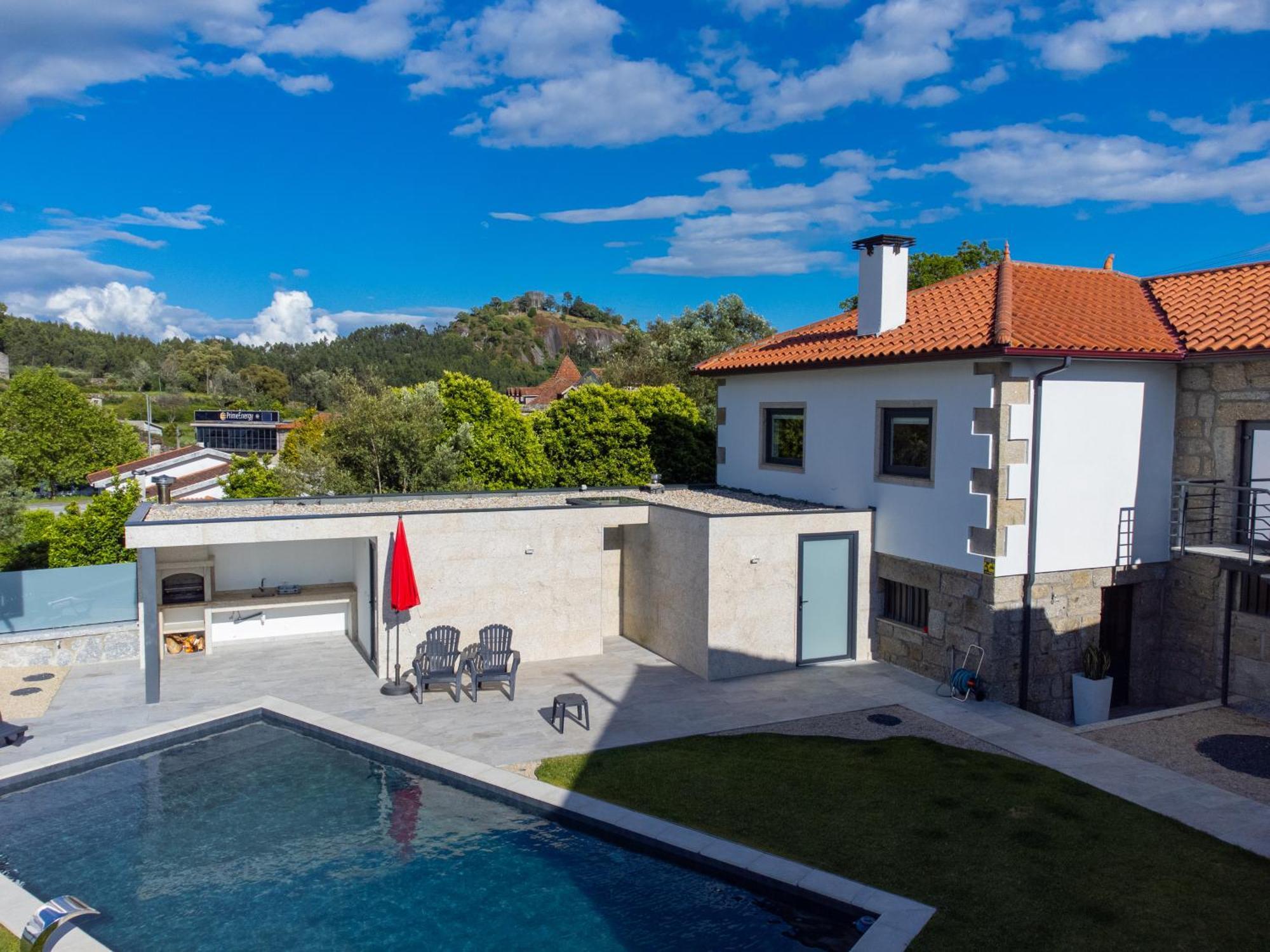 Casa Do Pinheiro - Alojamento Local Póvoa de Lanhoso Екстериор снимка